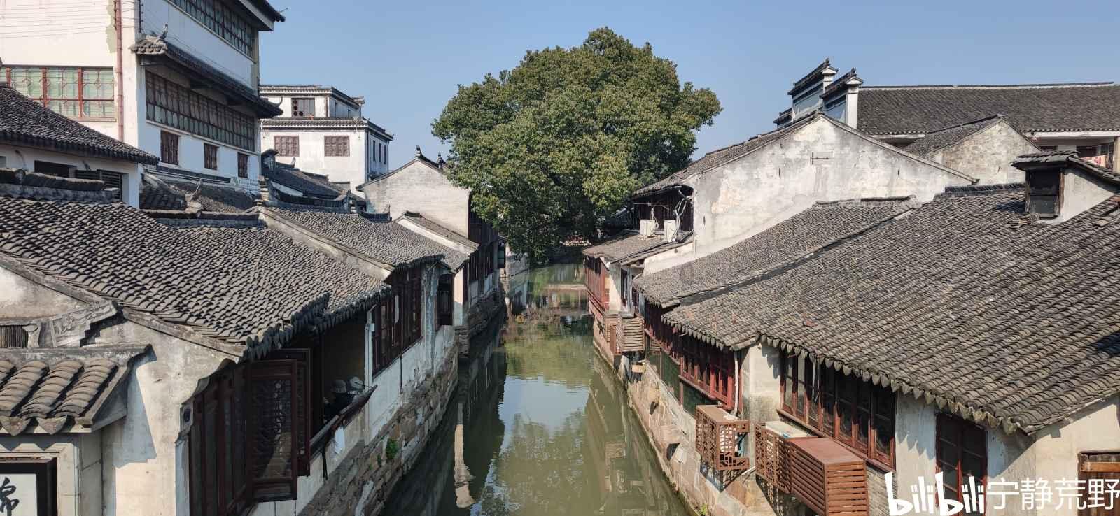 毁灭战士4